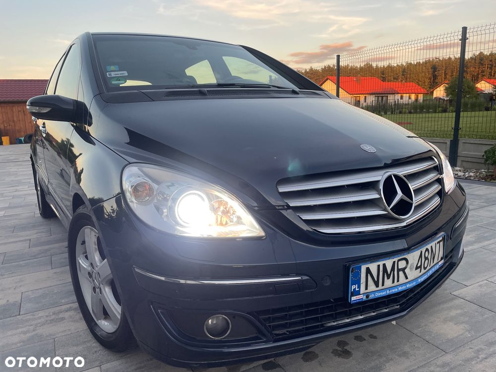 Mercedes-Benz Klasa B 200 CDI DPF Autotronic Special Edition - 19
