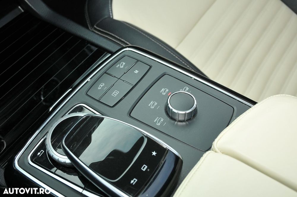 Mercedes-Benz GLE Coupe 350 d 4Matic 9G-TRONIC AMG Line - 29