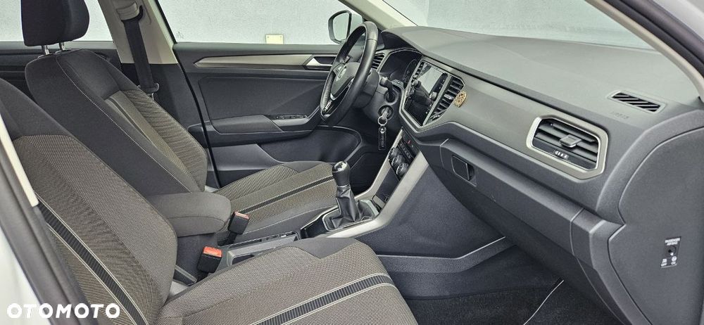 Volkswagen T-Roc 1.5 TSI GPF ACT Advance - 26