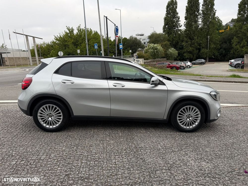 Mercedes-Benz GLA 180 d Style - 14