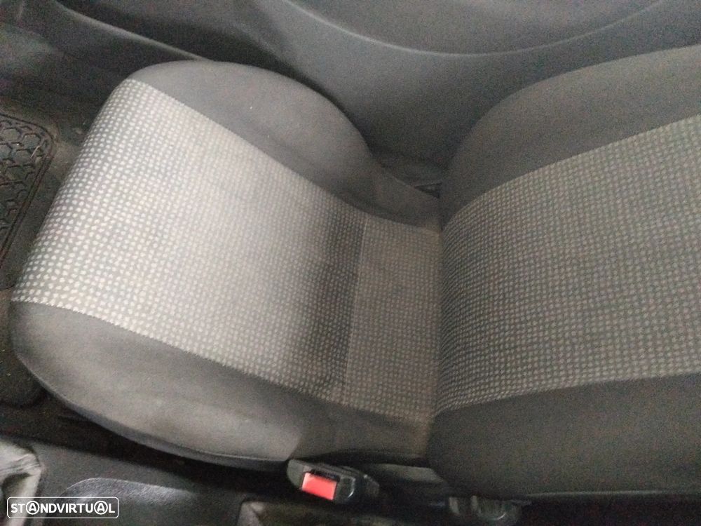 Opel Corsa 1.3 CDTi First - 8