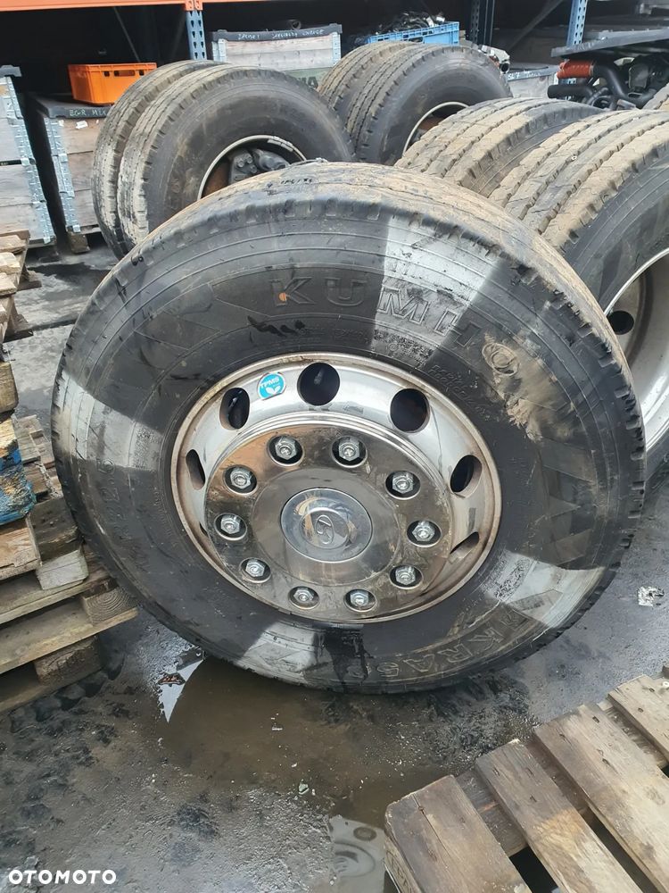 Koło alufelga Alux przód z oponą Kumho 12R22.5 KRA50 2023r. dobry bieżnik 152/149L - 1