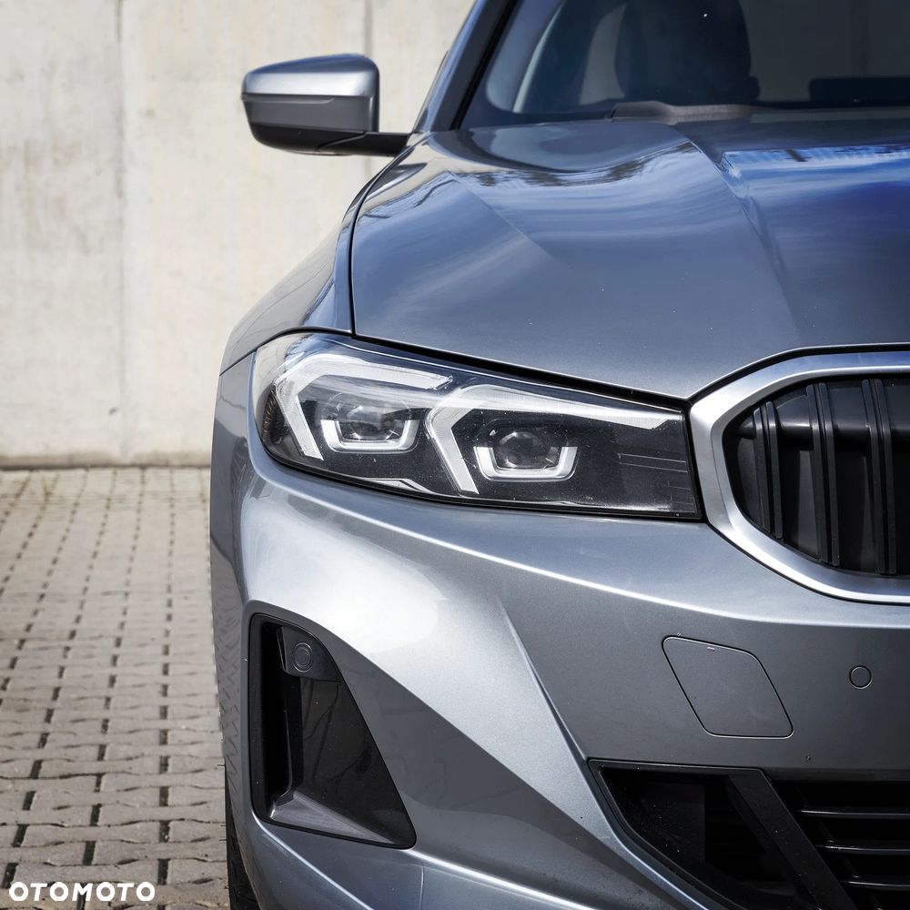 BMW Seria 3 320d xDrive - 7