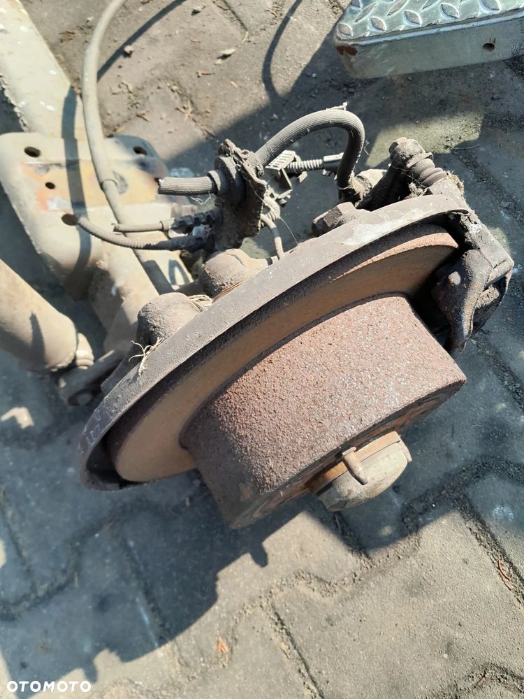Belka zawieszenia tył koło 16 Peugeot Boxer 18r - 2