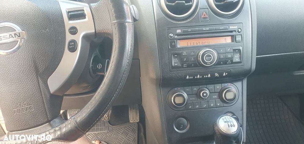 Nissan Qashqai+2 - 17
