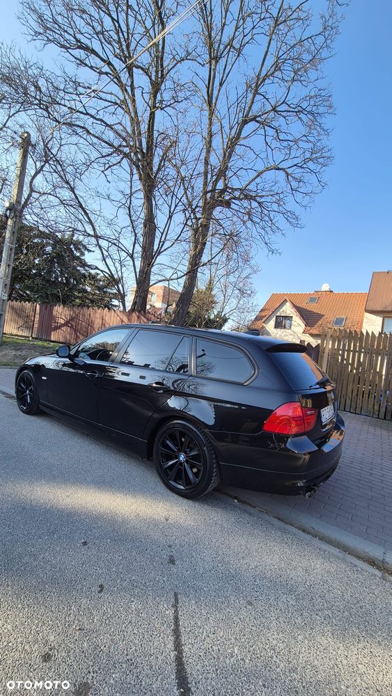 BMW Seria 3 320d DPF Efficient Dynamics Edition - 14