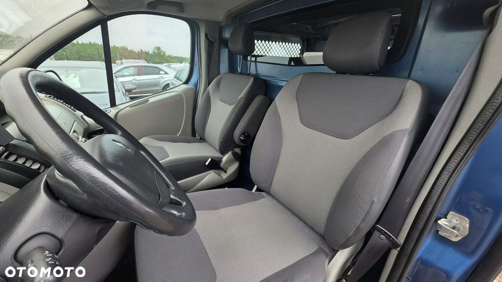 Renault Trafic - 13