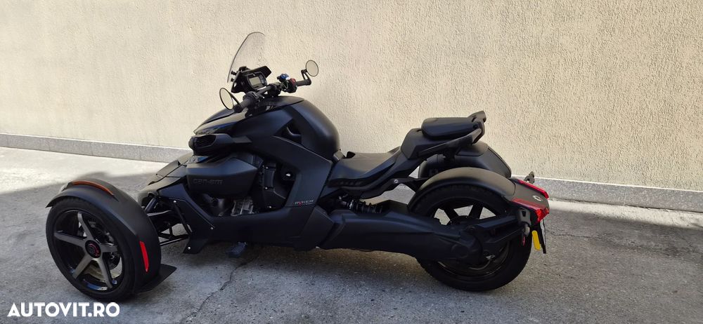 Can-Am Ryker 900 - 9