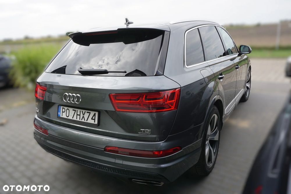 Audi Q7 - 2