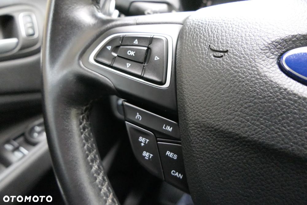 Ford Focus 1.5 EcoBlue STart-Stopp-System TITANIUM - 27