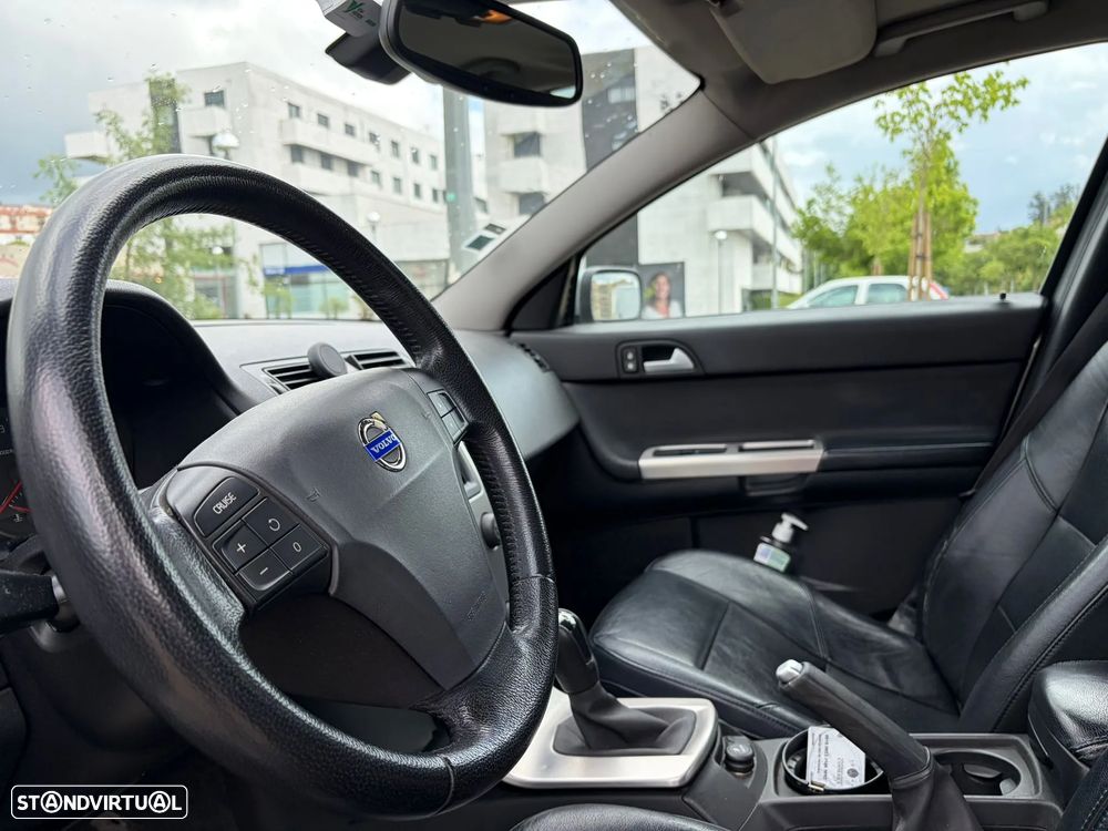 Volvo S40 2.0 D Nível 1 - 19