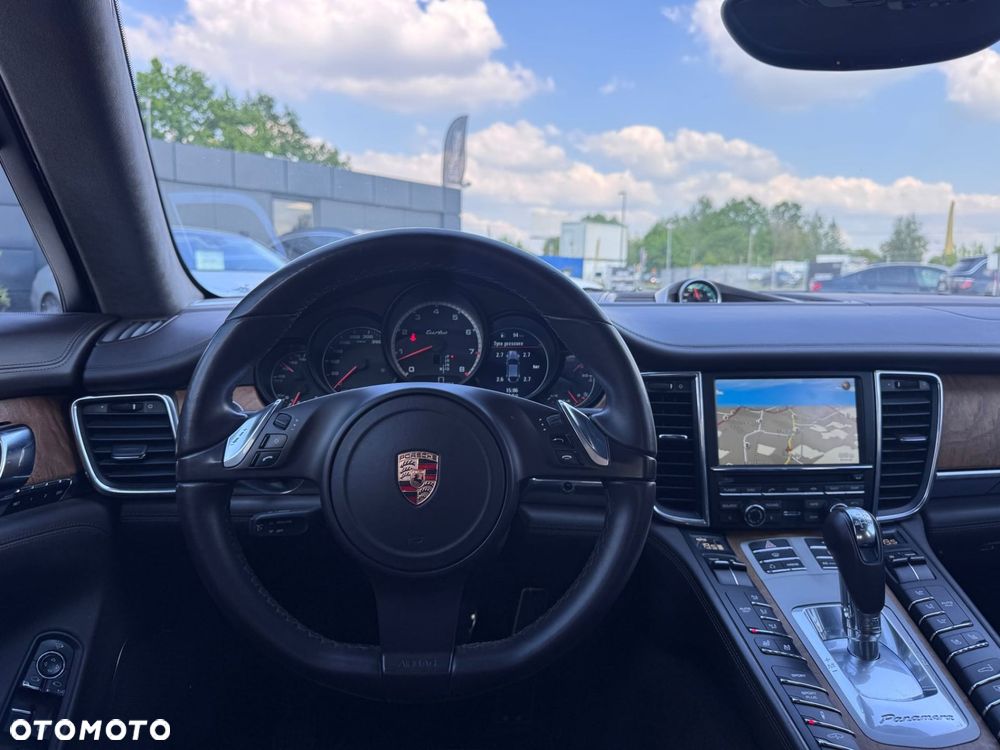 Porsche Panamera - 20