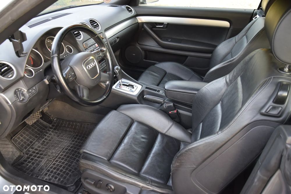 Audi A4 Cabrio 1.8T Multitronic - 25