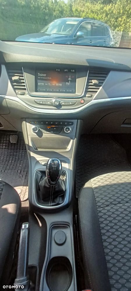 Opel Astra - 16