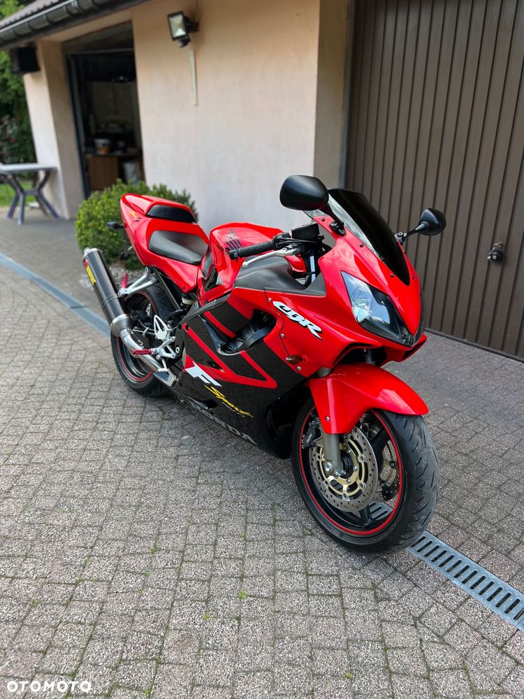 Honda CBR