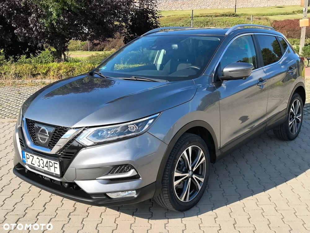 Nissan Qashqai 1.6 DIG-T N-Connecta - 1