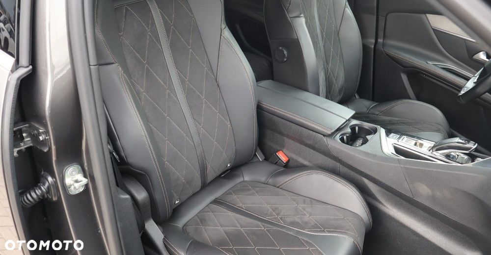 Peugeot 3008 BlueHDi 180 Stop & Start EAT8 GT - 17
