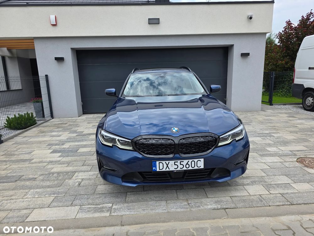 BMW Seria 3 318d mHEV M Sport - 2