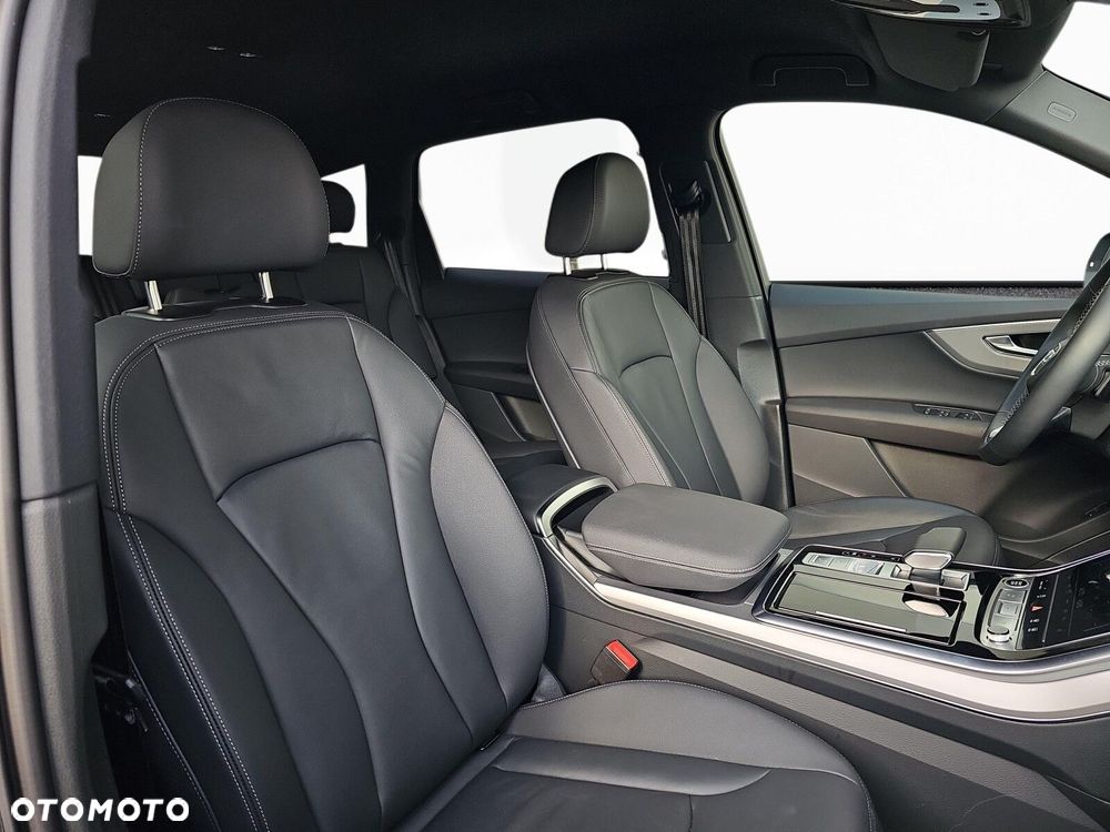 Audi Q7 - 25