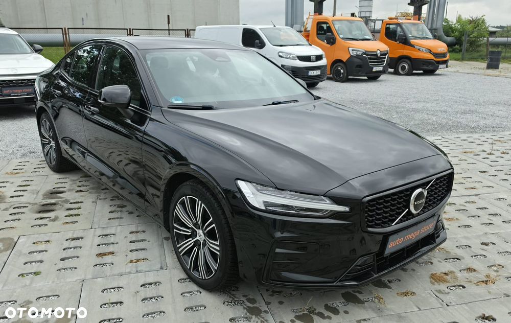Volvo S60 B4 B DKG Plus Dark - 1