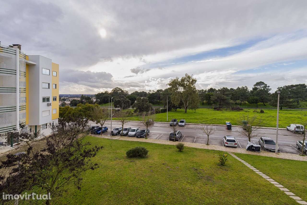 Excelente Apartamento de Três Assoalhadas  -  Vila Chã, Barreiro - Grande imagem: 2/25