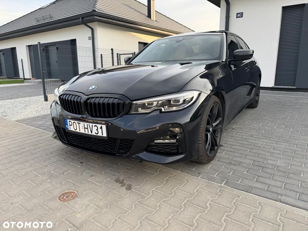 BMW Seria 3 330i xDrive M Sport sport - 2