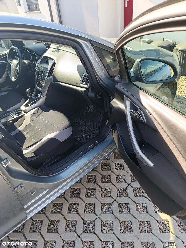 Opel Astra - 16