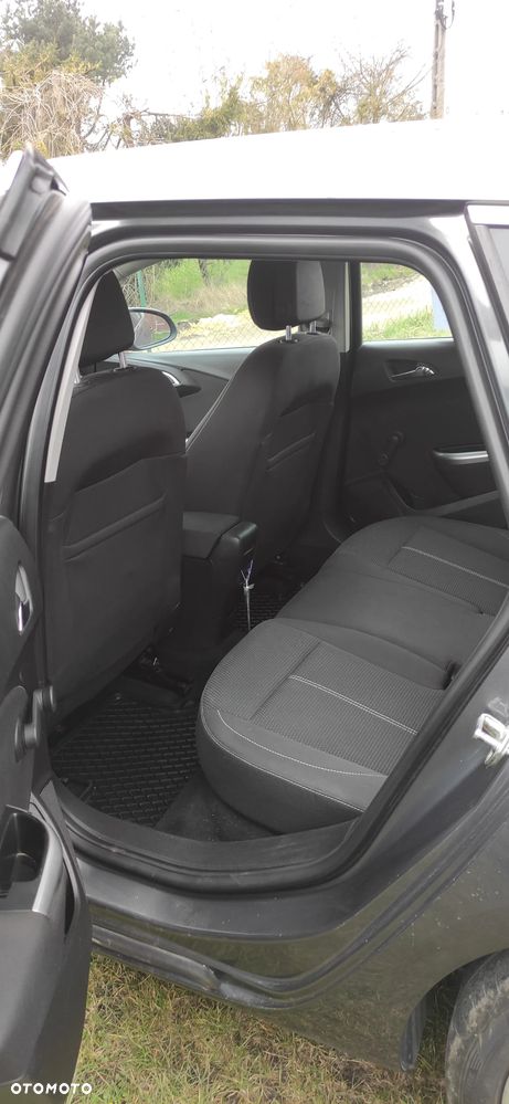 Opel Astra 1.4 T Cosmo - 6