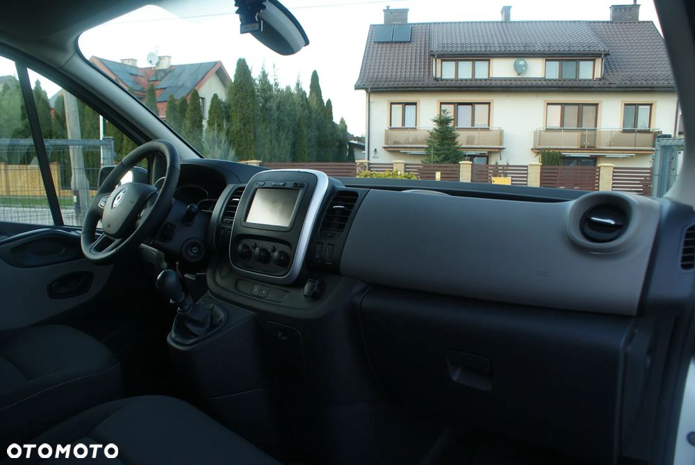 Renault Trafic - 8