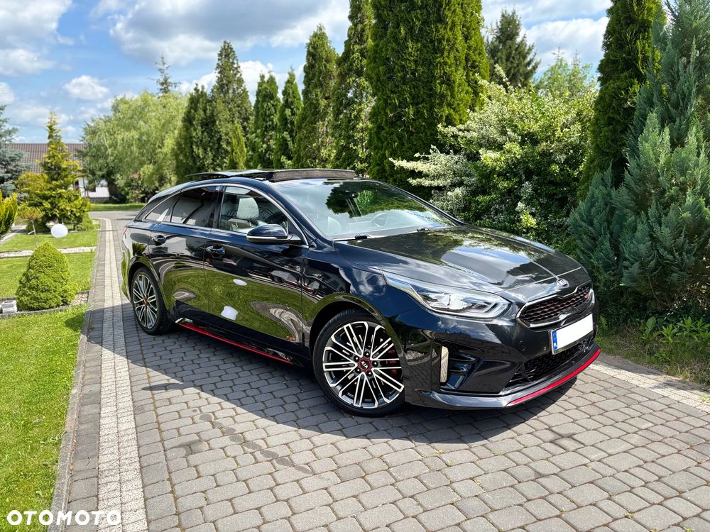 Kia ProCeed - 31