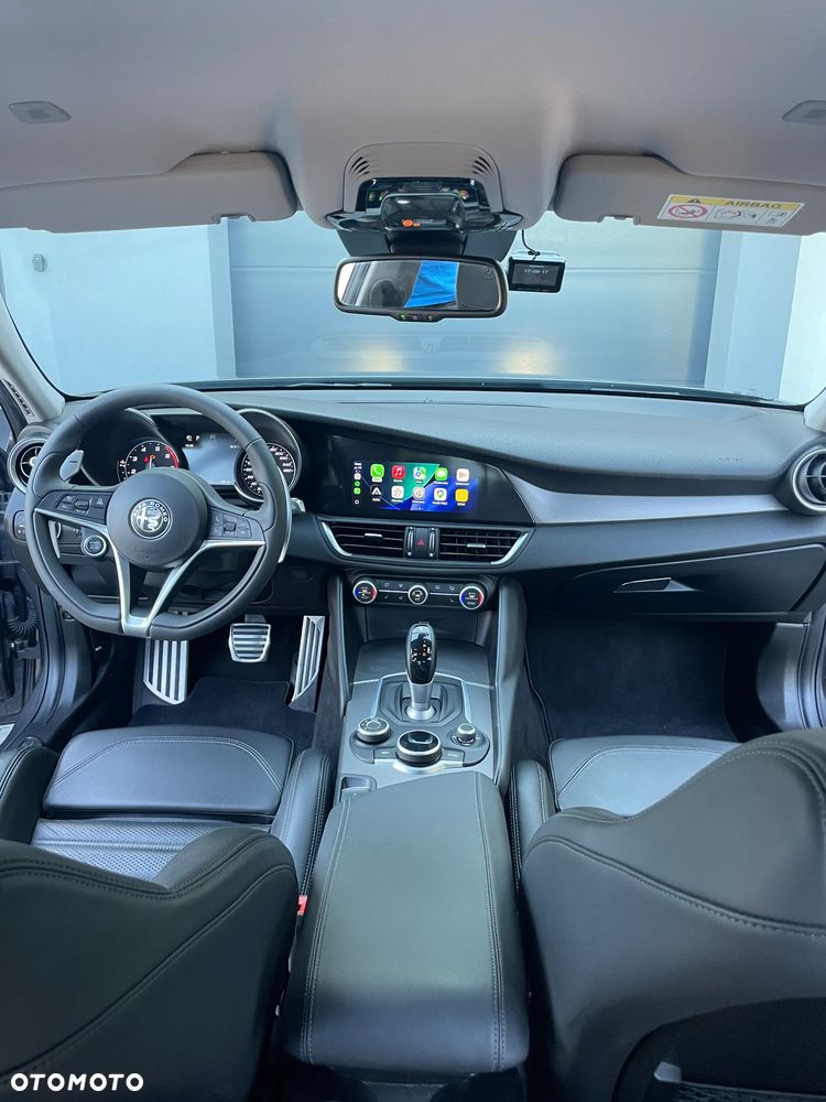 Alfa Romeo Giulia 2.0 Turbo Veloce Q4 - 12