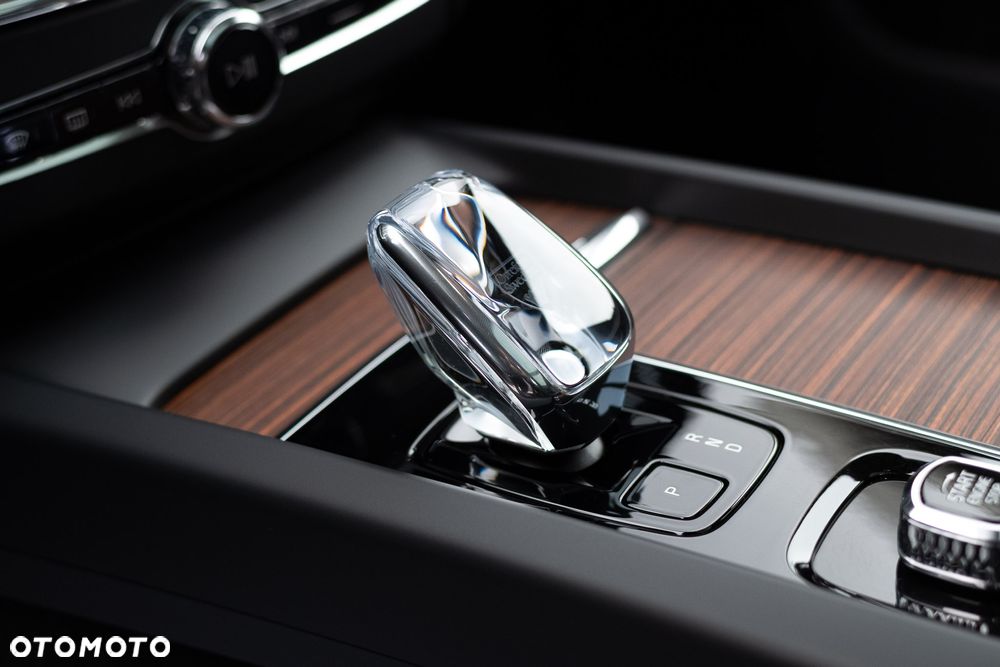 Volvo XC 60 B5 B AWD Plus Dark - 10