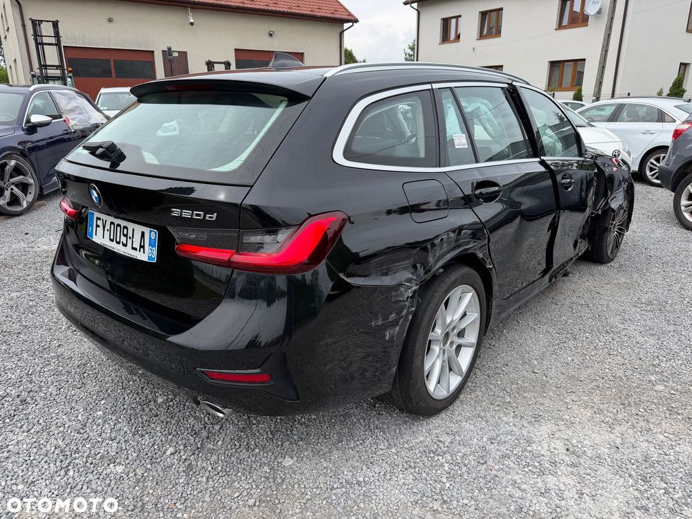 BMW Seria 3 320d xDrive M Sport - 5