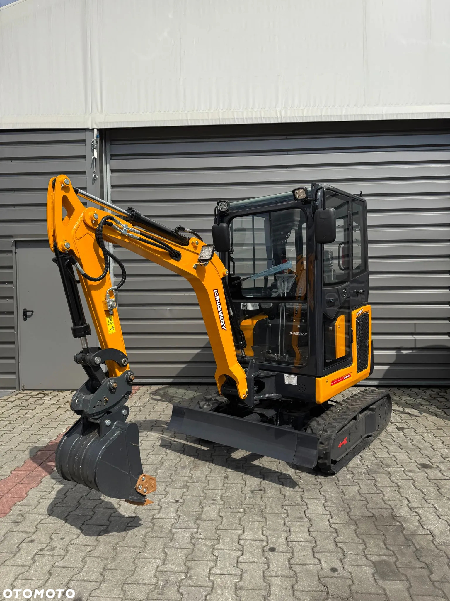 Kingway VIP 20 RS silnik YANMAR - 12