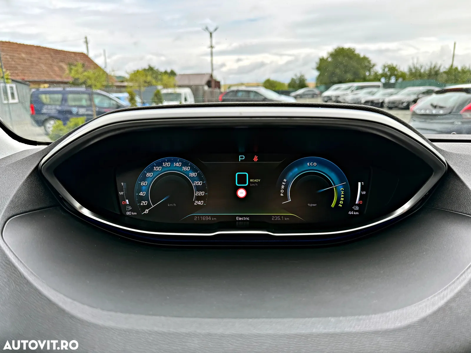 Peugeot 3008 Plug-In Hybrid 225 e-EAT8 Allure Pack - 23