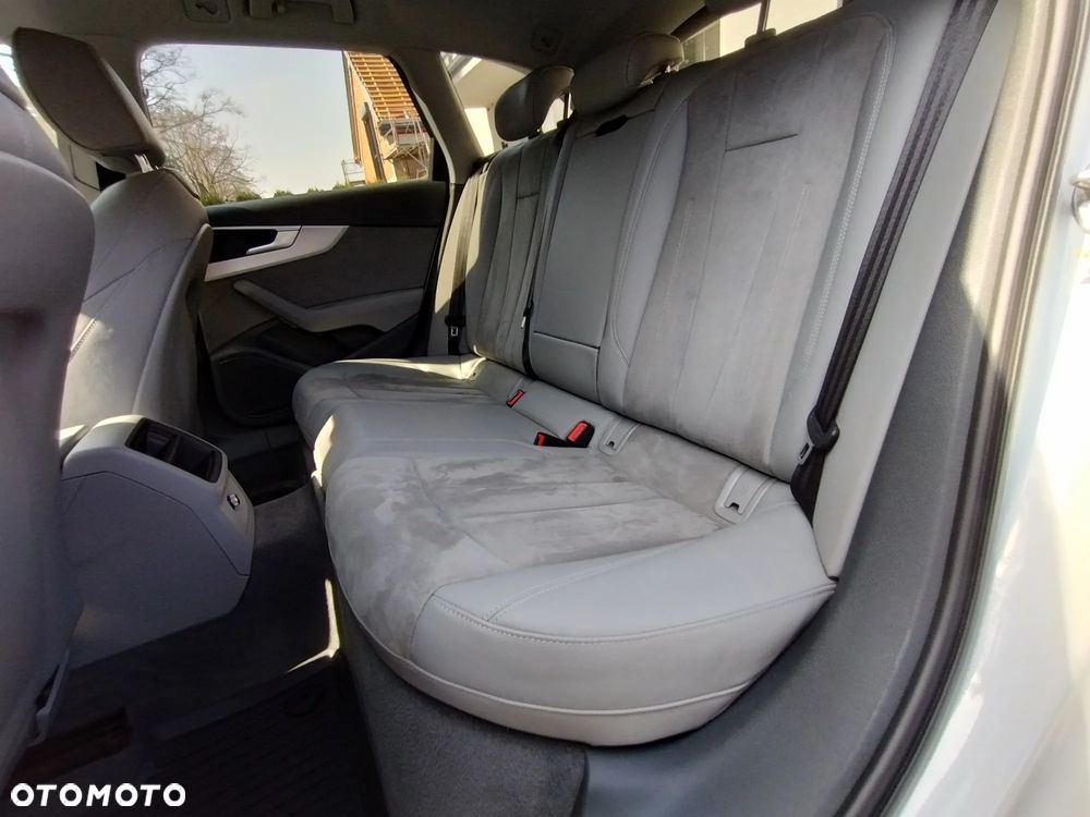 Audi A4 Avant 40 TDI Quattro S Line S tronic - 27