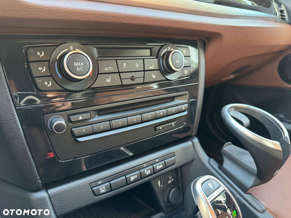 BMW X1 xDrive18d xLine - 7