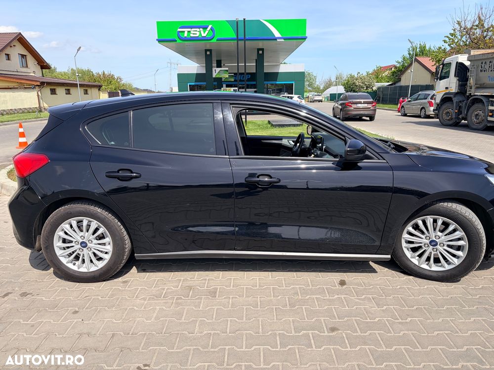 Ford Focus 1.5 EcoBlue Titanium Business - 4