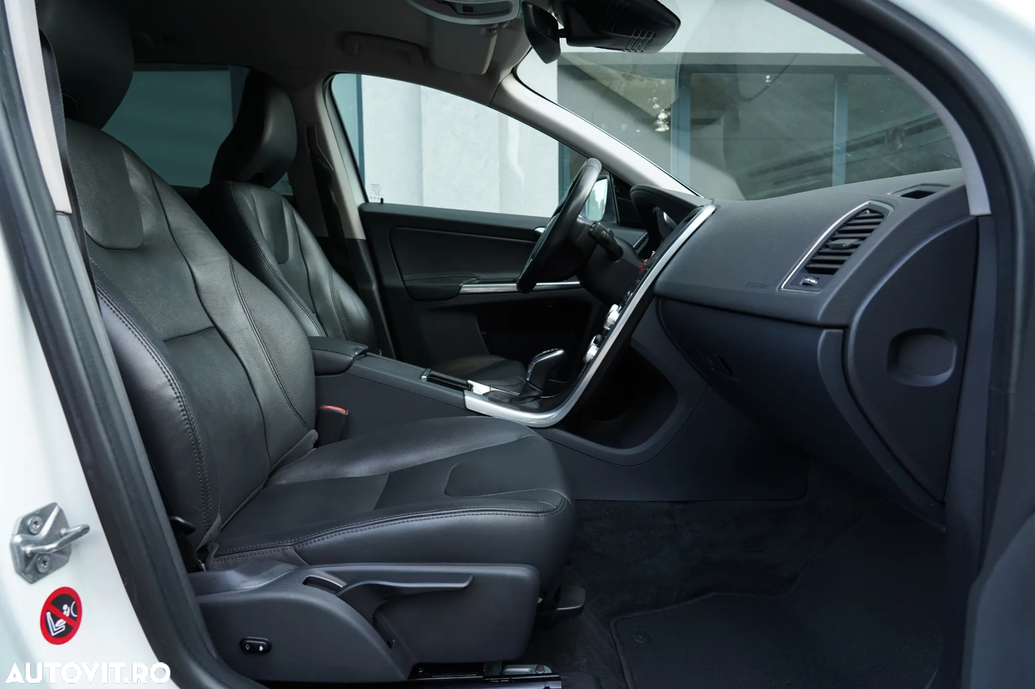 Volvo XC 60 D4 Geartronic Summum - 6