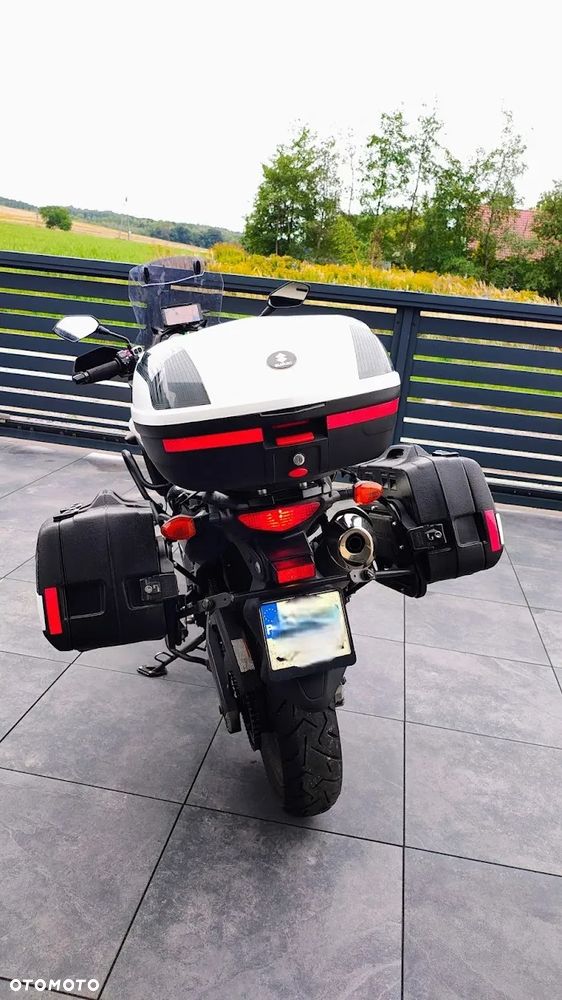 Suzuki V-STROM - 2