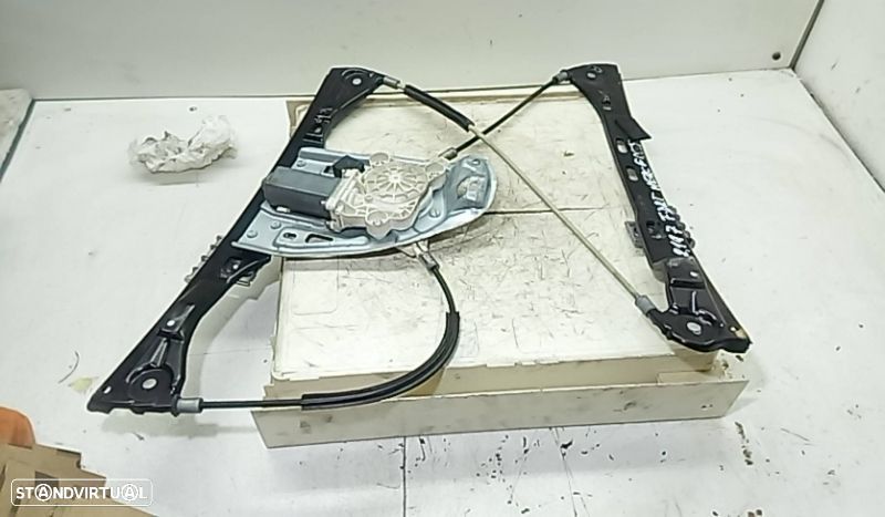Elevador Elect Fte Dto Mercedes-Benz C-Class (W203) - 1