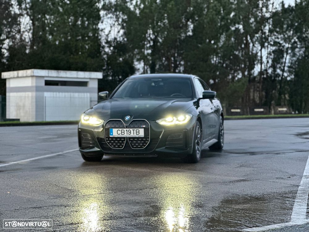 BMW i4 eDrive40 Pack Desportivo M - 6