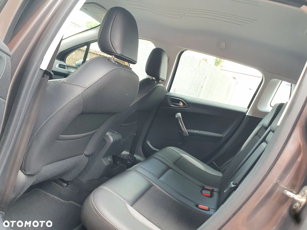 Peugeot 2008 PureTech 110 Stop&Start Allure - 13