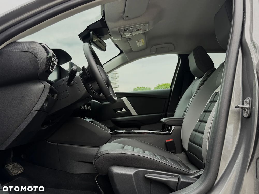 Citroën C4 1.2 PureTech Max S&S EAT8 - 10