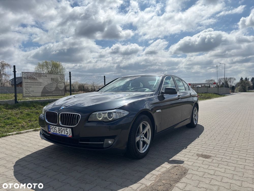 BMW Seria 5 520d Efficient Dynamics - 2
