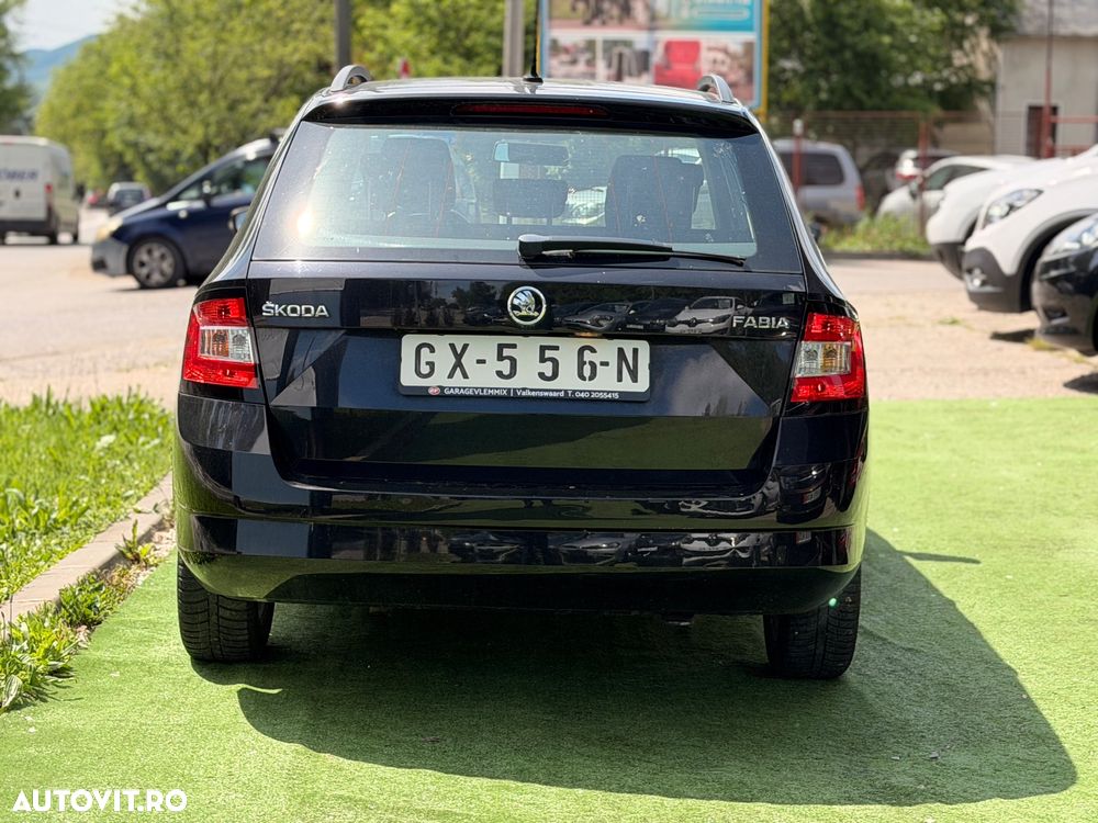Skoda Fabia - 12