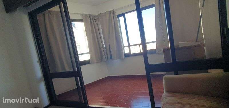 Apartamento Studio T0 para arrendamento anual, Portimão - Grande imagem: 2/8