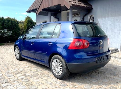 Volkswagen Golf 2.0 FSI Sportline - 4