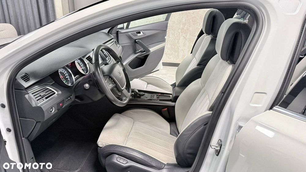 Peugeot 508 RXH 2.0 HDi HYbrid4 - 31