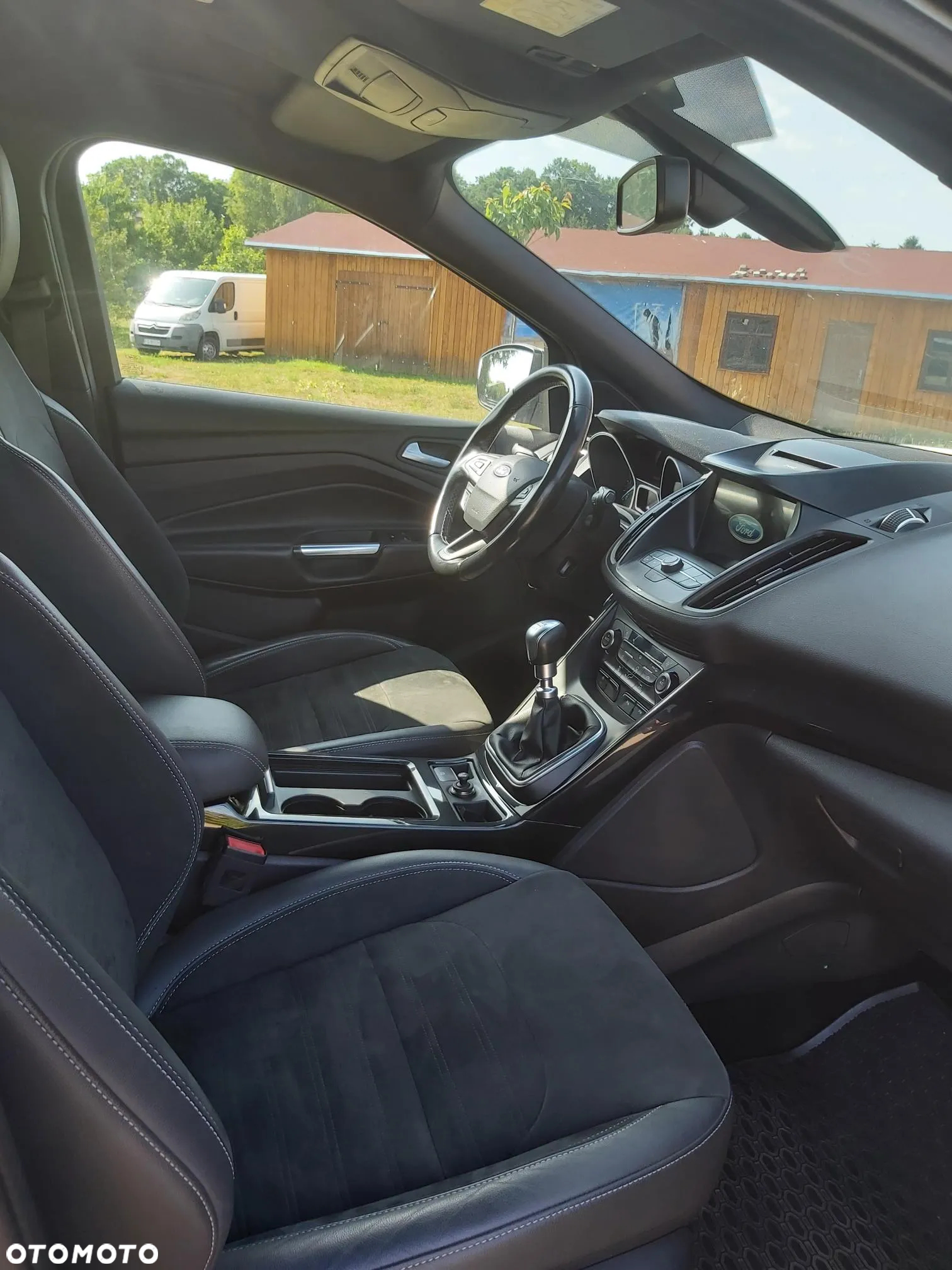 Ford Kuga 2.0 TDCi 2x4 ST-Line - 8